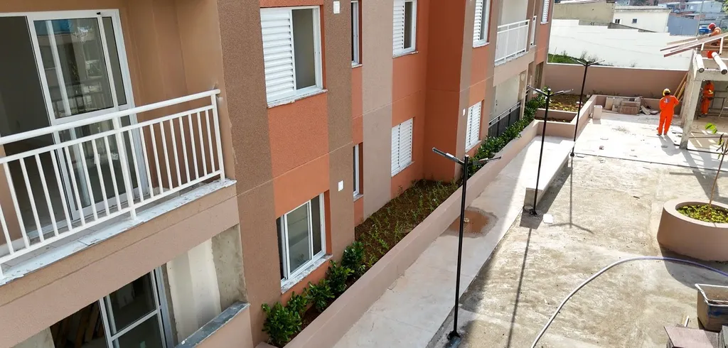 Obra do Residencial CDHU - Ferraz de Vasconcelos, em Vila Romanópolis: registro 3